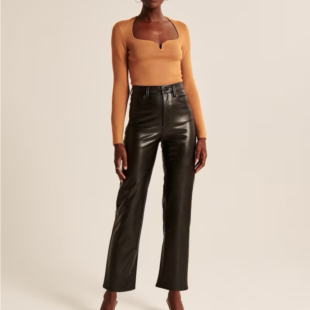 ABERCROMBIE Vegan Leather Ankle Straight Pant